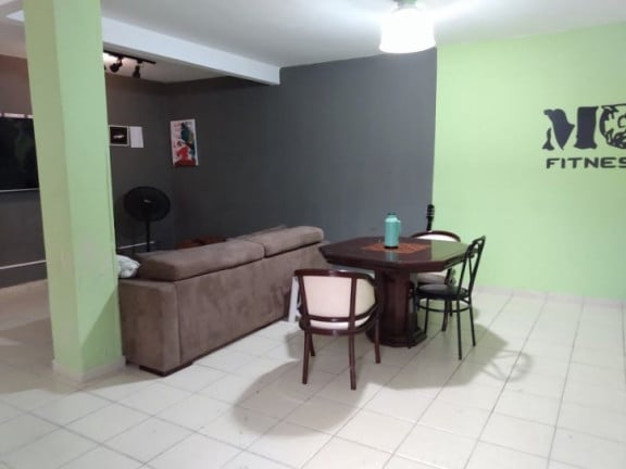 Foto do imóvel Casa com 4 Quartos à Venda, 868 m² em José Menino - Santos