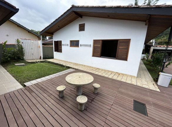 Imagem Casa com 7 Quartos à Venda, 300 m² em Lázaro - Ubatuba
