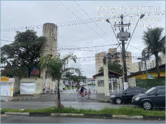 Foto do imóvel Apartamento com 2 Quartos à Venda, 50 m² em Parque São Vicente - São Vicente Foto do imóvel Apartamento com 2 Quartos à Venda, 50 m² em Parque São Vicente - São Vicente