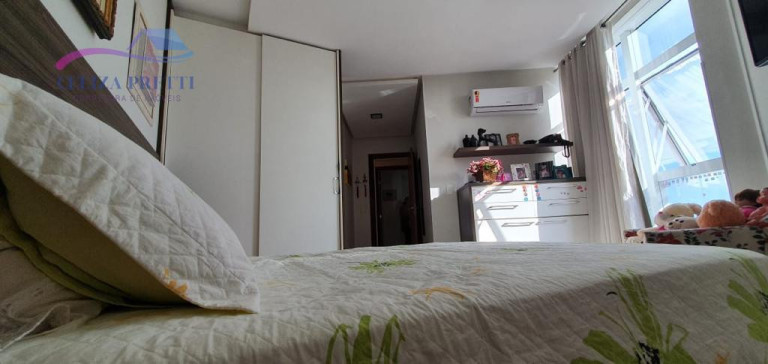 Imagem Apartamento com 4 Quartos à Venda, 211 m² em Centro - Guarapari