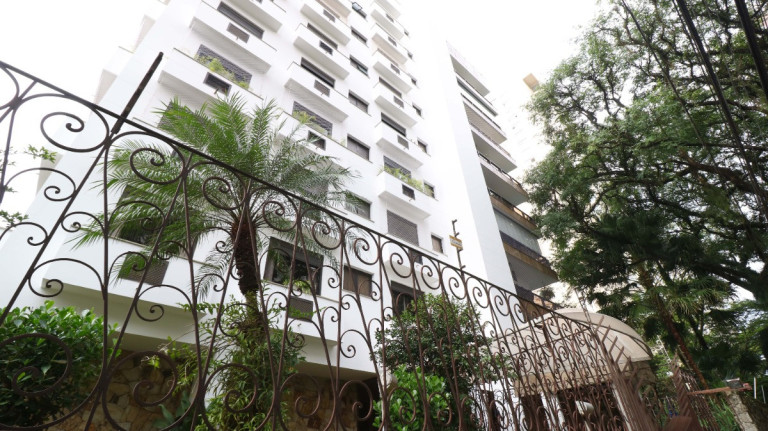 Foto do imóvel Apartamento com 3 Quartos à Venda, 200 m² em Campo Belo - São Paulo