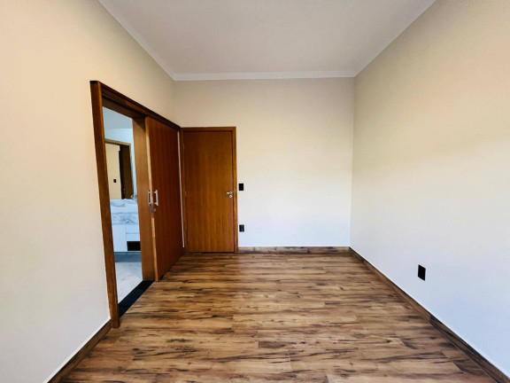 Foto do imóvel Casa com 3 Quartos à Venda, 200 m² em Condomínio Residencial Euroville Ii - Bragança Paulista