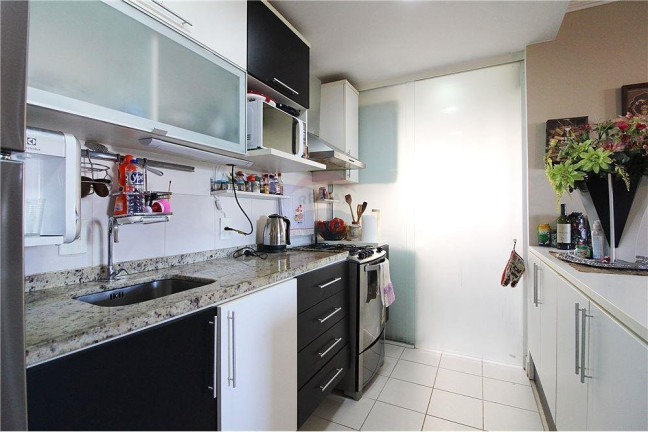 Imagem Apartamento com 3 Quartos à Venda, 68 m² em Jardim Carvalho - Porto Alegre