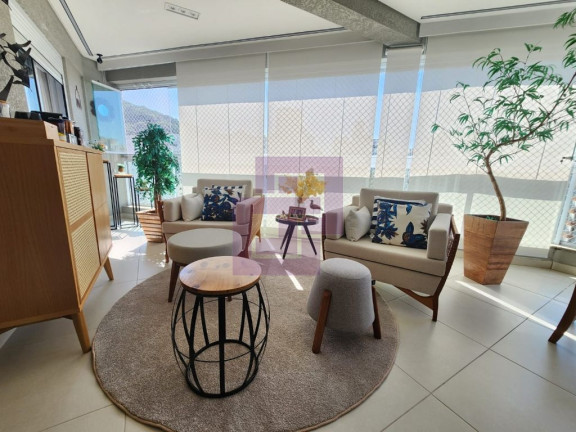 Foto do imóvel Apartamento com 3 Quartos à Venda, 135 m² em Pitangueiras - Guarujá
