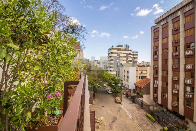 Foto do imóvel Imóvel com 3 Quartos à Venda, 225 m² em Auxiliadora - Porto Alegre