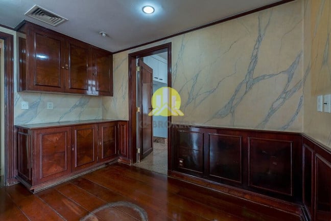 Foto do imóvel Apartamento com 3 Quartos à Venda, 185 m² em Itaim Bibi - São Paulo