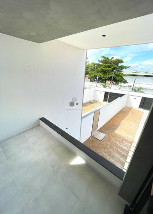 Imagem Casa com 4 Quartos à Venda, 133 m²