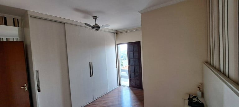 Foto do imóvel Casa de Condomínio com 2 Quartos à Venda, 210 m² em Km 18 - Osasco