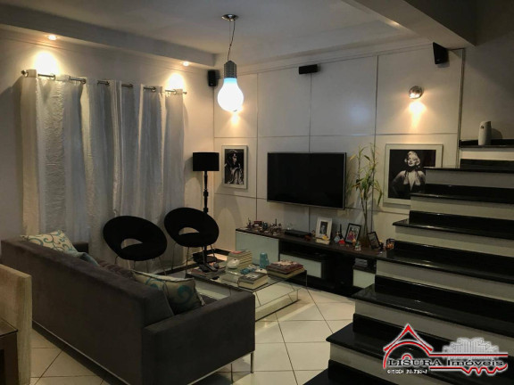 Foto do imóvel Casa de Condomínio com 2 Quartos à Venda, 115 m² em Jardim Califórnia - Jacareí