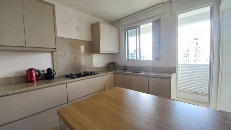 Foto do imóvel Apartamento com 3 Quartos à Venda, 140 m² em Centro - Balneário Camboriú