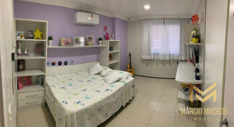 Imagem Apartamento com 3 Quartos à Venda, 243 m² em Patriolino Ribeiro - Fortaleza