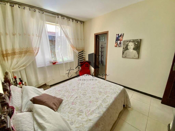 Foto do imóvel Casa com 5 Quartos à Venda, 300 m² em Ouro Preto - Belo Horizonte
