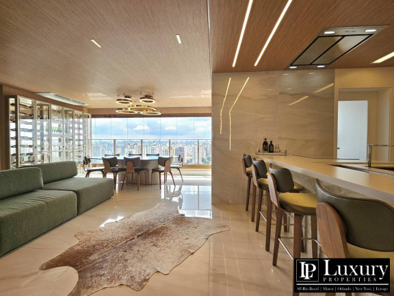 Foto do imóvel Apartamento com 3 Quartos à Venda, 147 m² em Campo Belo - São Paulo