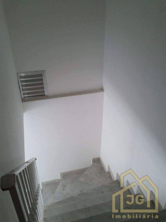 Foto do imóvel Sobrado com 4 Quartos à Venda, 200 m² em Vila Eldízia - Santo André