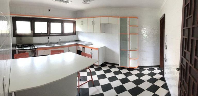 Imagem Casa com 4 Quartos à Venda, 320 m² em Lauro De Freitas - Lauro De Freitas