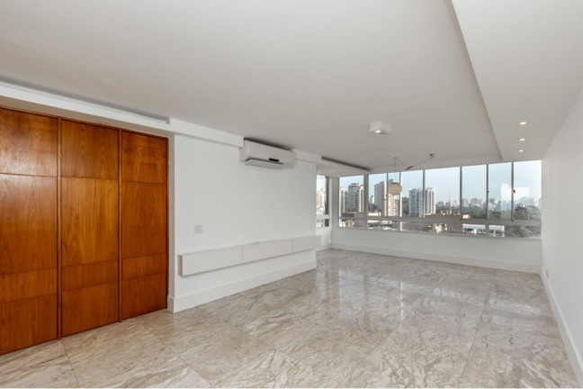 Foto do imóvel Cobertura com 3 Quartos à Venda, 271 m² em Morumbi - São Paulo