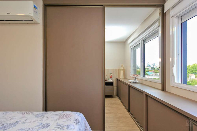 Foto do imóvel Apartamento com 2 Quartos à Venda, 70 m² em Santa Maria Goretti - Porto Alegre
