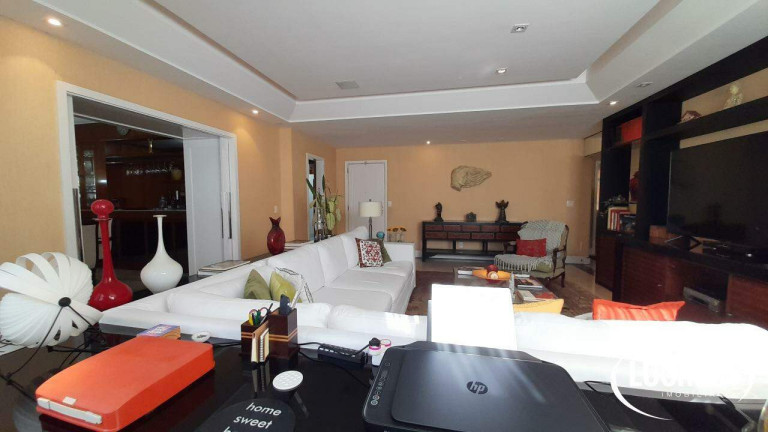 Foto do imóvel Apartamento com 3 Quartos à Venda, 193 m² em Copacabana - Rio De Janeiro