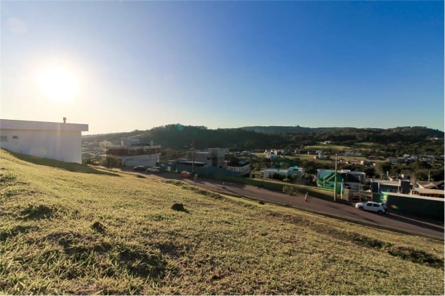 Foto do imóvel Imóvel à Venda,  em Vila Nova - Porto Alegre