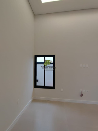 Imagem Casa com 3 Quartos à Venda, 162 m²