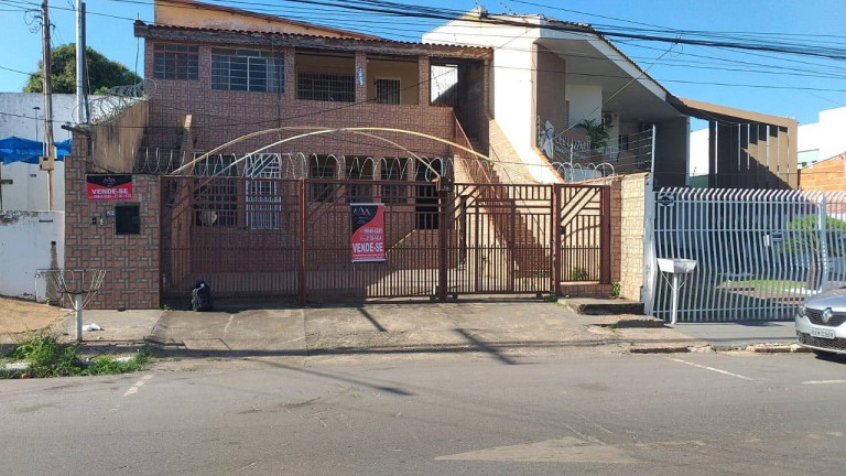 Foto do imóvel Sobrado com 1 Quarto à Venda, 485 m² em Centro-sul - Cuiabá