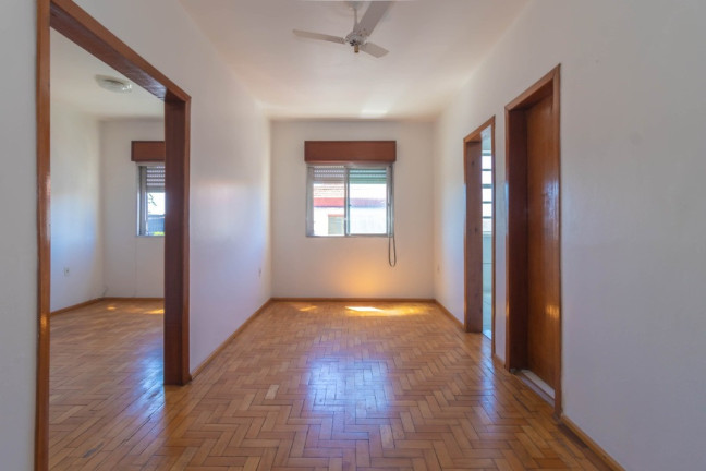 Foto do imóvel Imóvel com 2 Quartos à Venda,  em São João - Porto Alegre