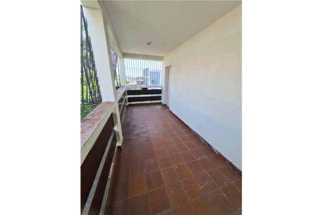 Imagem Casa com 1 Quarto à Venda, 239 m² em Vila Remo - São Paulo