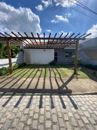 Imagem Casa com 2 Quartos para Alugar, 200 m² em Sim - Feira De Santana