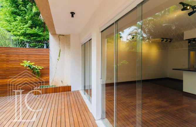 Imagem Casa com 3 Quartos à Venda, 300 m² em Morumbi - São Paulo