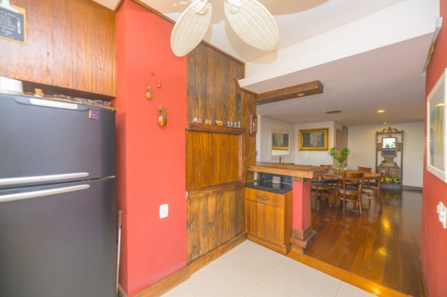 Foto do imóvel Apartamento com 3 Quartos à Venda, 350 m² em Rio Branco - Porto Alegre
