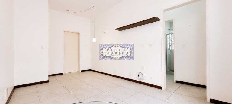 Foto do imóvel Apartamento com 2 Quartos à Venda, 65 m² em Copacabana - Rio De Janeiro