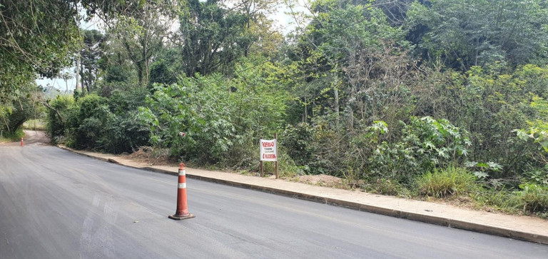Foto do imóvel Terreno à Venda, 625 m² em Belém Velho - Porto Alegre Foto do imóvel Terreno à Venda, 625 m² em Belém Velho - Porto Alegre