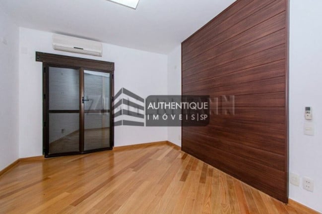 Foto do imóvel Apartamento com 4 Quartos à Venda, 234 m² em Jardim Europa - São Paulo