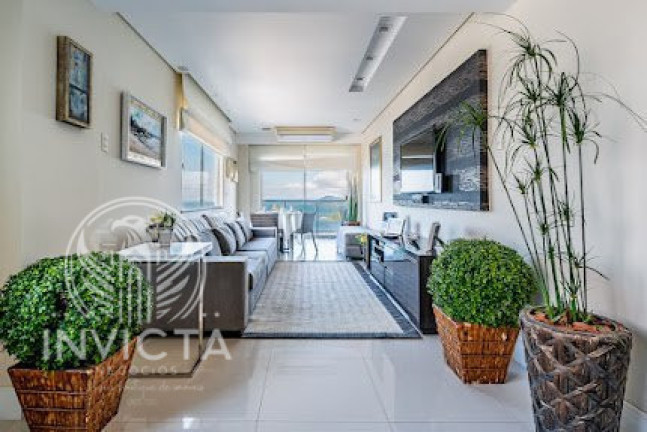 Foto do imóvel Apartamento com 4 Quartos à Venda, 140 m² em Centro - Balneário Camboriú