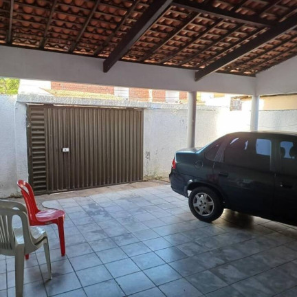 Imagem Casa com 4 Quartos à Venda, 167 m² em São Pedro - Teresina