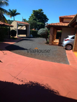 Foto do imóvel Casa de Condomínio com 3 Quartos à Venda, 1.690 m² em Jardim São Lucas - Jardinópolis
