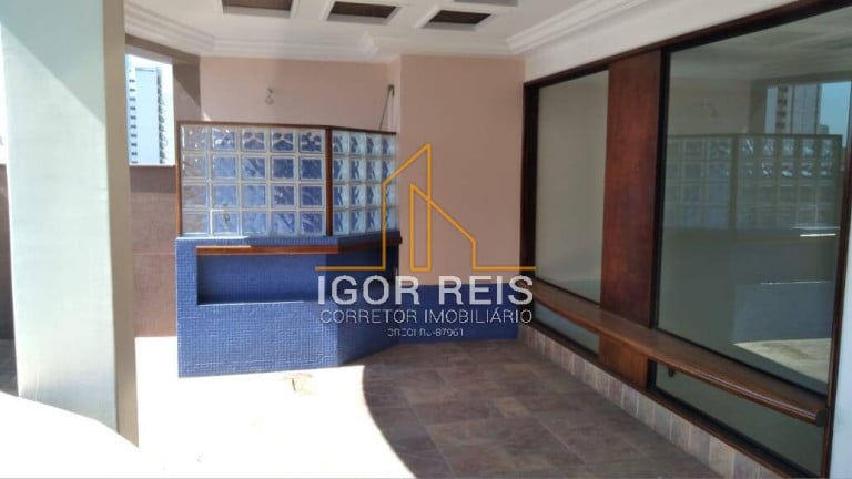 Foto do imóvel Apartamento com 4 Quartos à Venda,  em Centro - Campos Dos Goytacazes