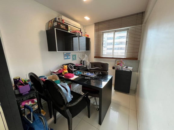 Foto do imóvel Apartamento com 4 Quartos à Venda, 164 m² em Ponta Verde - Maceió