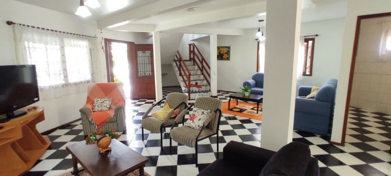 Imagem Sobrado com 3 Quartos à Venda, 387 m² em Ingleses Do Rio Vermelho - Florianópolis