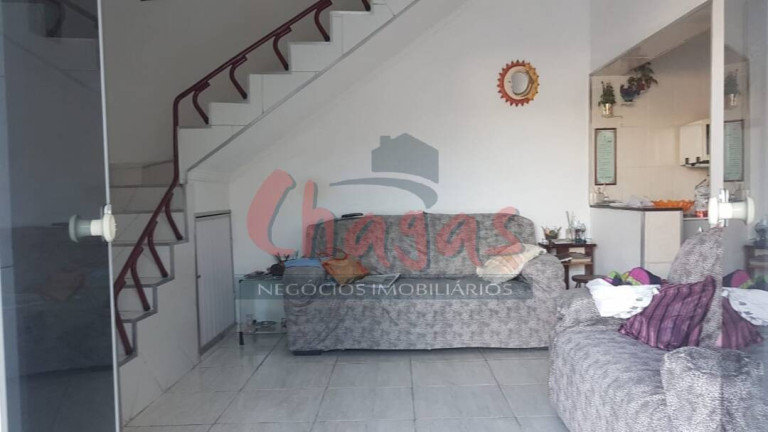 Foto do imóvel Sobrado com 5 Quartos à Venda, 340 m² em Centro - Caraguatatuba
