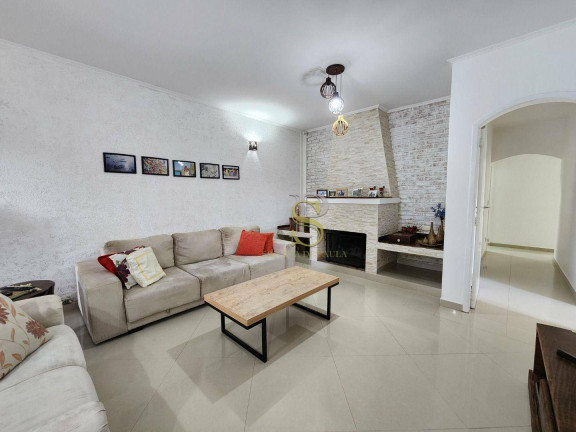 Imagem Casa com 3 Quartos à Venda, 251 m² em Clube De Campo - Mairiporã