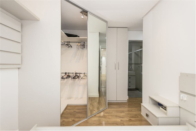 Foto do imóvel Imóvel com 3 Quartos à Venda,  em Vila Ipiranga - Porto Alegre