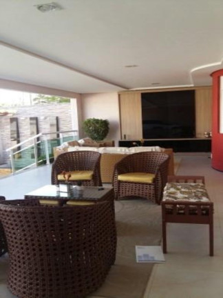 Imagem Imóvel com 4 Quartos à Venda, 490 m² em Engenheiro Luciano Cavalcante - Fortaleza