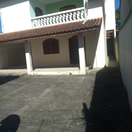 Imagem Casa com 4 Quartos à Venda, 218 m² em Jardim Vale - Guaratinguetá