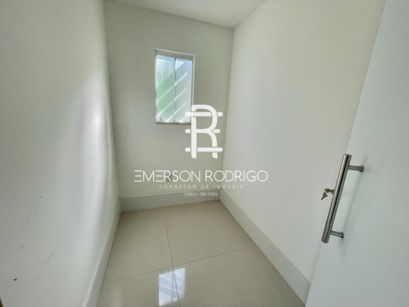 Imagem Casa com 3 Quartos à Venda, 267 m² em Capim Macio - Natal