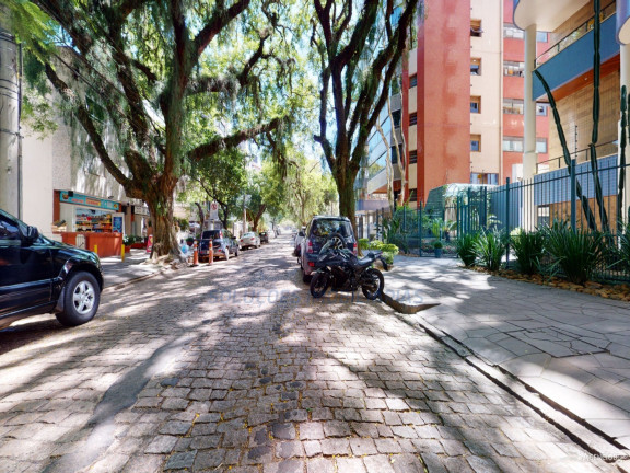 Imagem Imóvel com 5 Quartos à Venda, 410 m² em Petrópolis - Porto Alegre