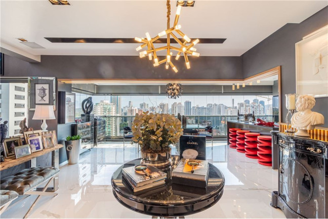 Foto do imóvel Imóvel com 4 Quartos à Venda, 311 m² em Campo Belo - São Paulo