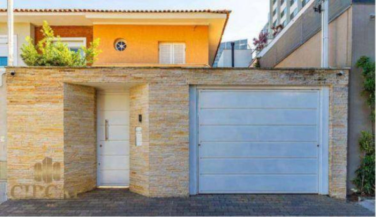Sobrado com 4 Quartos à Venda, 255 m² em Jardim Paulistano - São Paulo