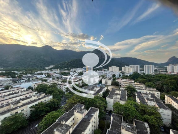 Foto do imóvel Cobertura com 2 Quartos à Venda, 117 m² em Jacarepaguá - Rio De Janeiro