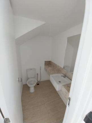 Foto do imóvel Casa com 3 Quartos à Venda, 186 m² em Sabiaguaba - Fortaleza
